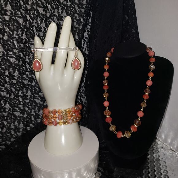 Retro Coral Beaded Jewelry Set – Necklace, Bracelet, Earrings Vintage Fashion - Picture 5 of 9